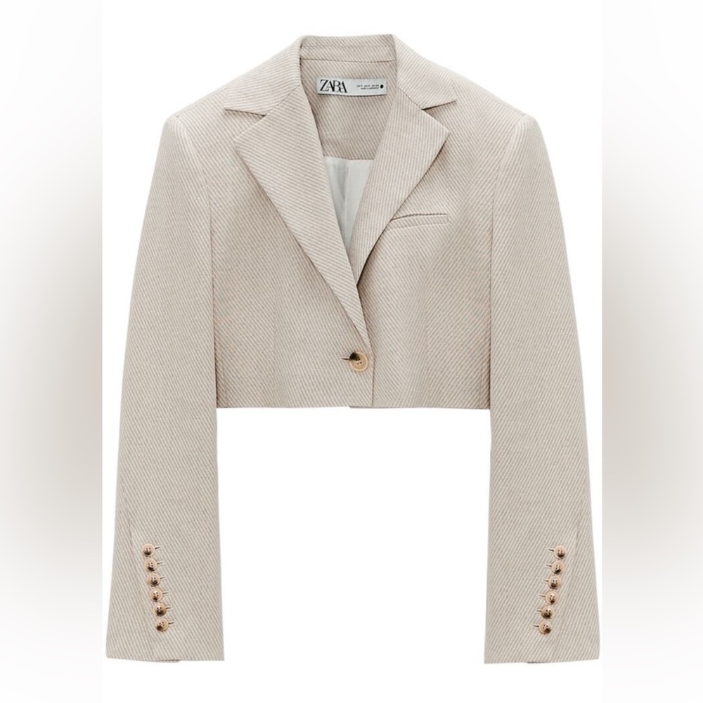 Tan/nude cropped blazer.